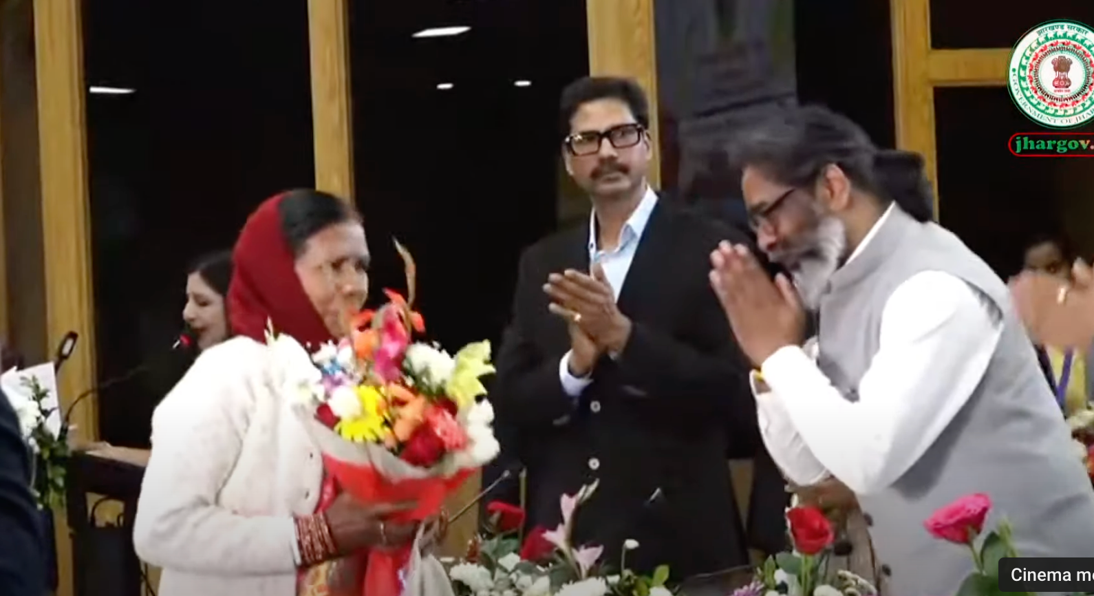 निक्की प्रधान की मां